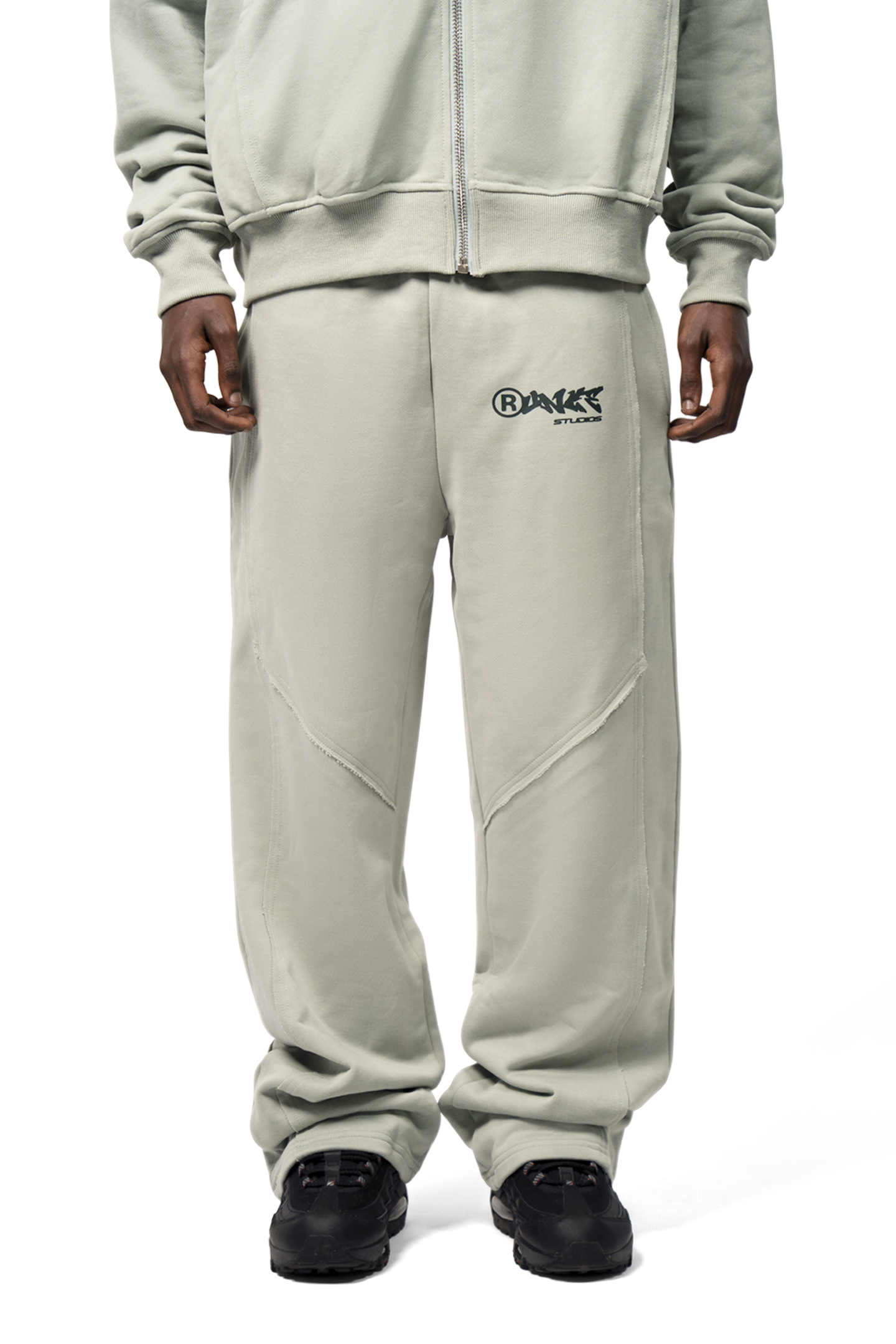 Essential Sweatpants Sage Green