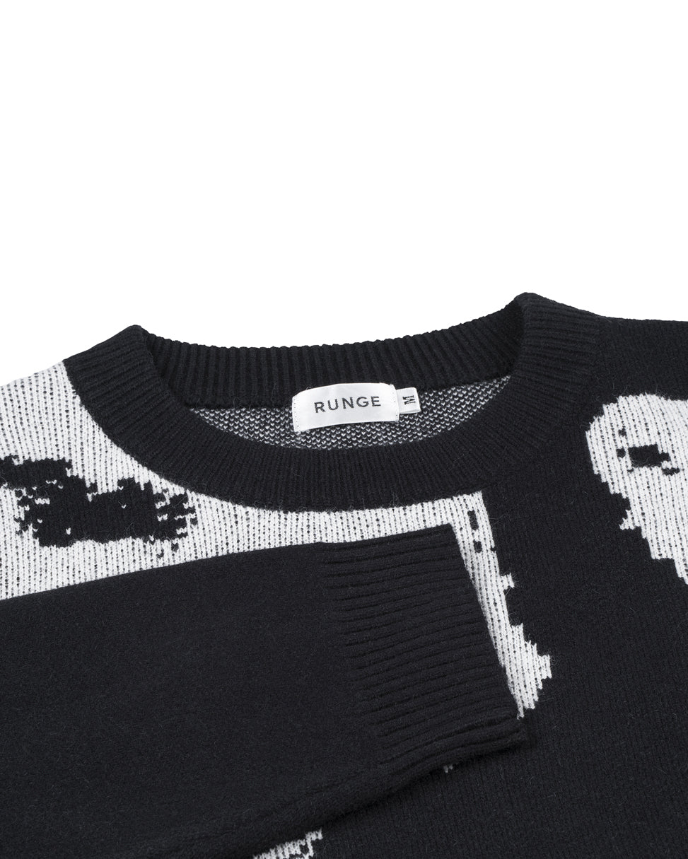 Faces knit black